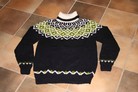 Sweater m/ rundt brestykke